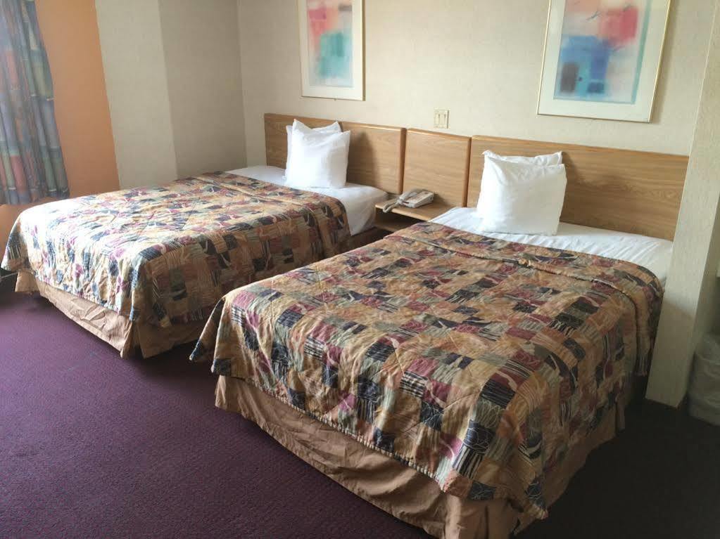 6哈维汽车旅馆 外观 照片